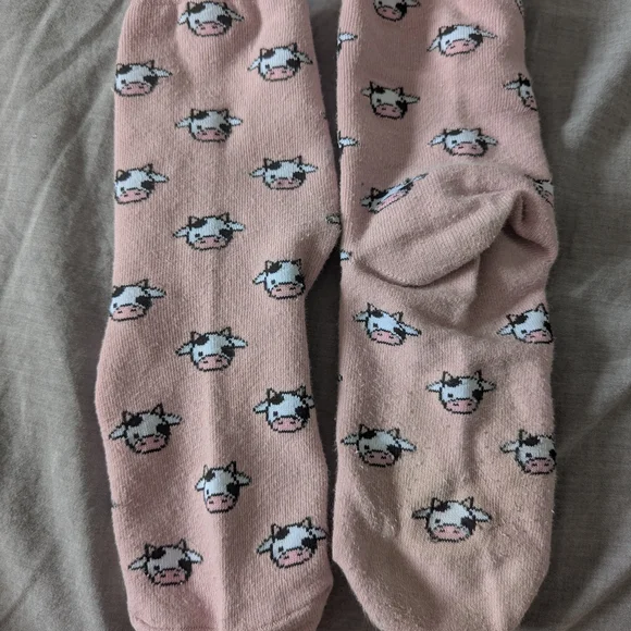 Cow Socks 🐄🐮 - Picture 1 of 3